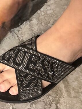 Guess Black Leather Logo Slide